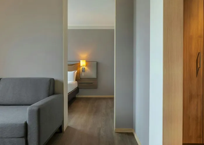 Moxy Milan Malpensa AirportAirport Hotel